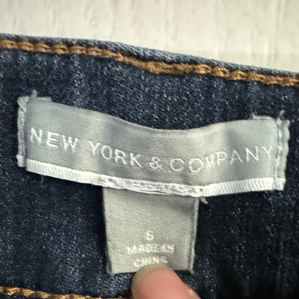 New York & Company Size 6 Women’s Jeans EUC - Picture 3 of 7